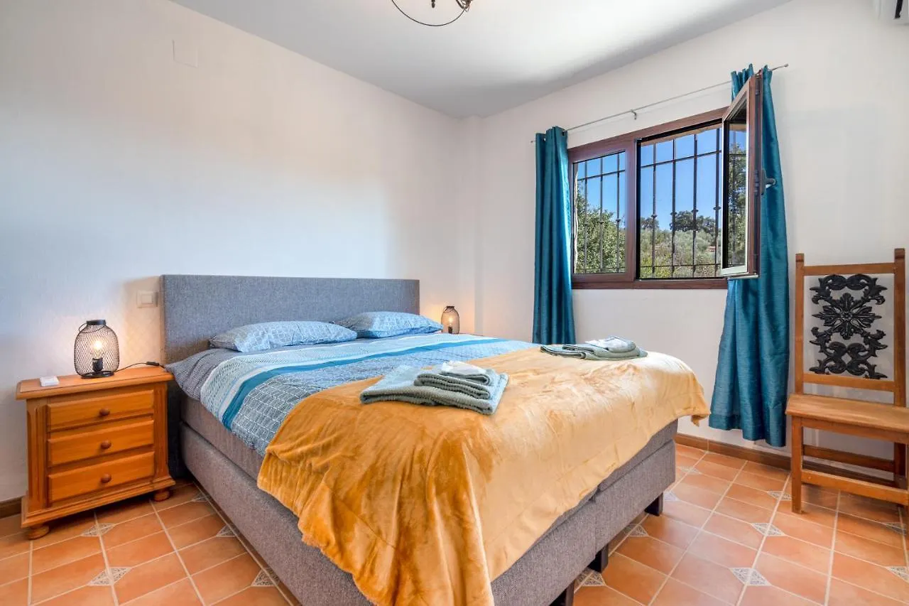 Hacienda La Buena Vida B&B En Appartementen Casita La Bruja Algarinejo 0*,  Spain